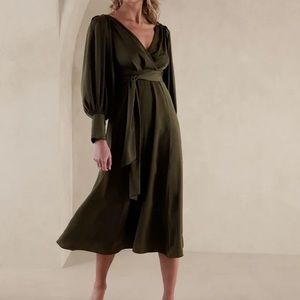 Banana Republic Celestial Blouson-Sleeve Maxi Dress Size 10 Petite. Waimea Olive